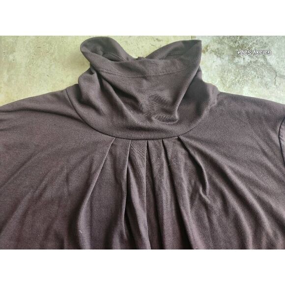 T85 Sag Harbor brown mock turtleneck, long-sleeved - Picture 2 of 5